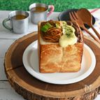 焼きそば＆カレーの夢のまるごと一斤トースト