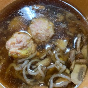 ここあの作ってみた!投稿(【鶏肉団子とキャベツのしらたきスープ】簡単ヘルシー♪)