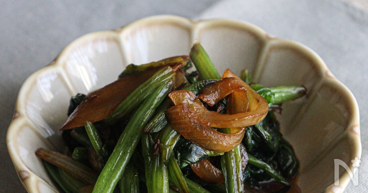 炒めるだけで絶品おかず！ほうれん草と玉ねぎのクミン醤油炒め