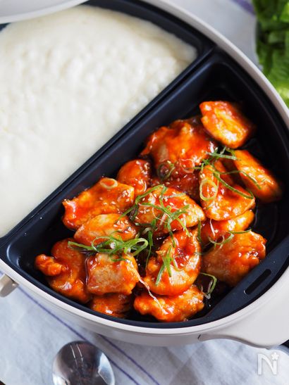 ＜BRUNO＞揚げ不要。鶏むねでヤンニョムチキンフォンデュ