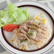 鶏肉ソテーの炊き込みご飯