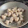 ちくわとこんにゃくの甘辛炒めの工程3