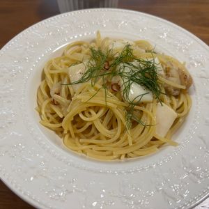 こむぎの作ってみた!投稿(シーフードミックスで♩海の幸のペペロンチーノ【ワンポット】)