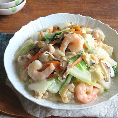 野菜不足解消◎シーフードミックスで簡単♪豆乳入り八宝菜