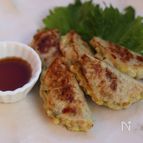 鶏ひき肉と白菜の大根挟み焼き