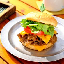 焼肉チーズバーガー