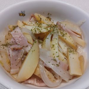 NOBの作ってみた!投稿(【新じゃがたまサラダ】レンジで簡単！うま塩ごま油♪)