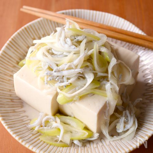 5分で完成!【だし香る♩しらすとねぎの冷奴】