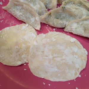 るるる♪の作ってみた!投稿(もちもち食感！【手作り】餃子の皮)