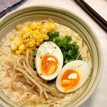 この夏食べたい♪濃厚豚骨風そうラーメン