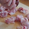 ゴロっと嬉しい！鶏もも肉と新じゃがのネギ塩炒めの工程2