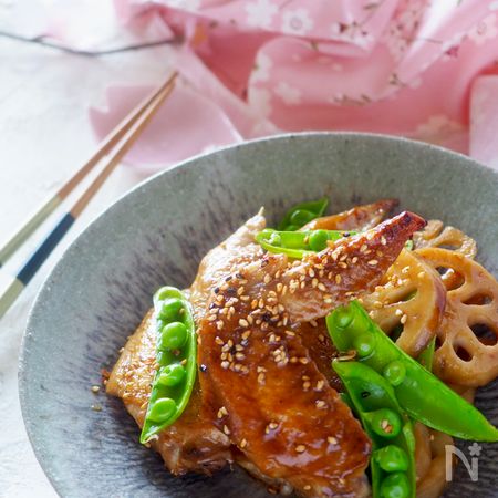 フライパンで簡単 鶏手羽先とレンコンの照り焼き By 道添明子 あーぴん レシピサイト Nadia ナディア プロの料理家のおいしいレシピ