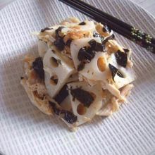 鶏肉とレンコンと海苔の梅オリーブオイル和え