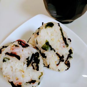 ゆみの作ってみた!投稿(混ぜるだけ♪これが美味しい♡【梅ごま昆布わかめごはん 】)