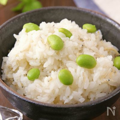 食感good♪カリカリじゃこと枝豆のまぜごはん