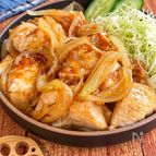 【鶏むね肉と玉ねぎの生姜焼き】ご飯が進む♪