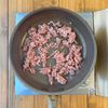 ワンパン10分！【厚揚げ×きのこそぼろ炒め】甘辛染みジュワ♩の工程2