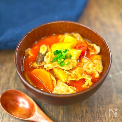 【豚汁を超える豚汁】うま味が詰まったトマト豚汁