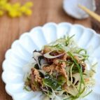 豚肉と白ネギの海藻サラダ 