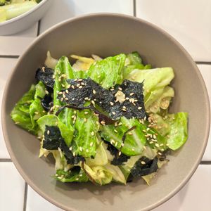 mi-koの作ってみた!投稿(春きゃべつのやみつき海苔サラダ・もりもり食べれちゃう！)