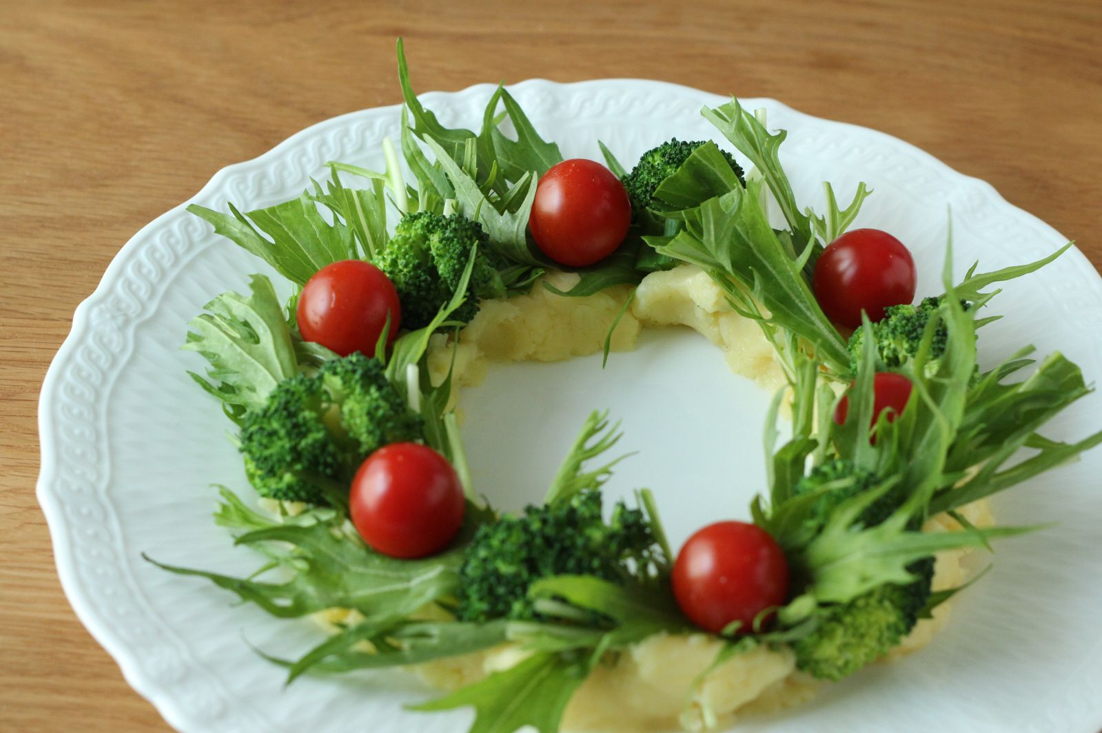 華やか クリスマスリースサラダ レシピサイト Nadia ナディア プロの料理家のおいしいレシピ