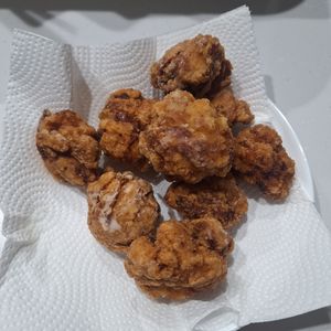ななももママの作ってみた!投稿(行列のから揚げ屋さんの🍚皮がうますぎる🤭鶏のから揚げ1位)