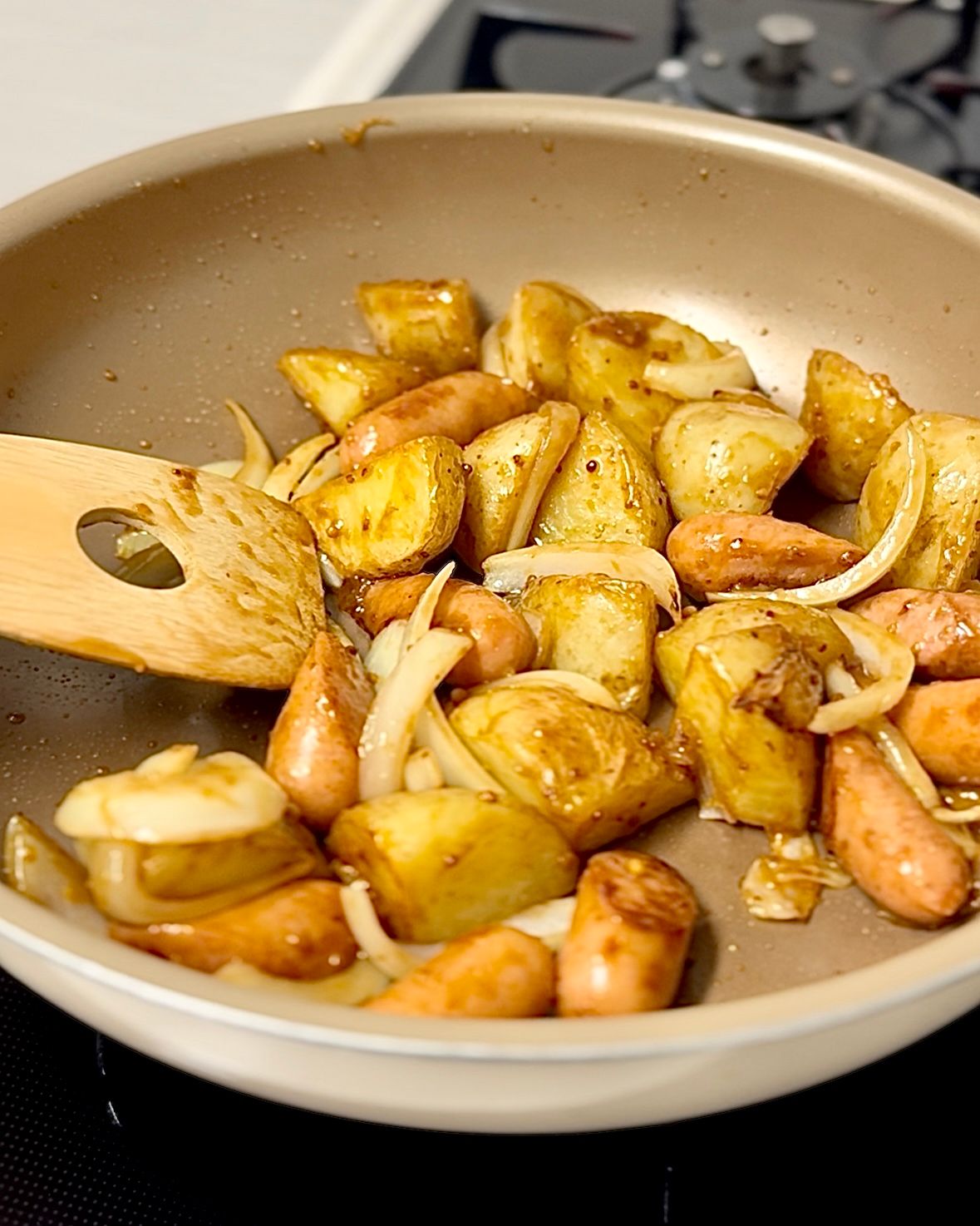 あと引くおいしさ♩甘辛ジャーマンポテト | レシピサイトNadia