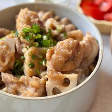 とろとろ〜シャキ!が美味しい【鶏れんこんおろし丼】