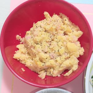 milkの作ってみた!投稿(レンジでチンして混ぜる！シナモンとさつまいものホクホクサラダ)