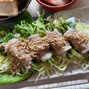 Mioの作ってみた!投稿(【豆苗の豚バラ巻きレンジ蒸し】タレも絶品♡お手軽おかず♬︎)