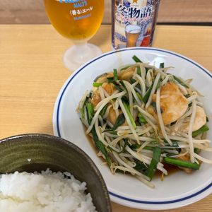 Tsuneaki Okadaの作ってみた!投稿(【鶏むね肉のレバニラ風炒め】ご飯が進む鶏むねおかず♪)