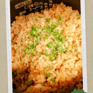 にゃんこさん🐱の作ってみた!投稿(【長芋と鮭のバター醤油炊き込みご飯】ほくほく長芋と鮭が絶品！)