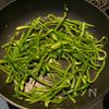 焦がし醤油が決め手！お弁当にも◎「塩昆布おかか無限ピーマン」の工程2