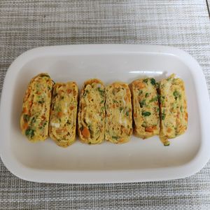 とももの作ってみた!投稿(【にんじんと小ねぎの卵焼き】彩り&食感UP！お弁当や副菜に◎)