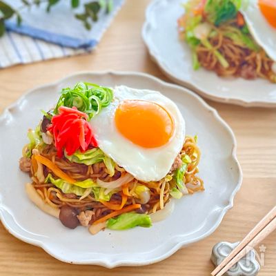 だしがおいしく香る♩我が家のソース焼きそば