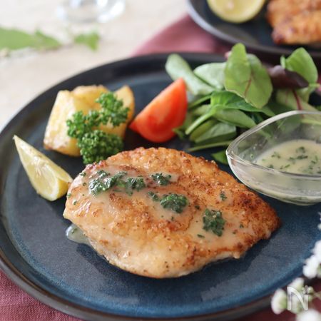 簡単 焼くだけ 鶏胸のパリパリバターチキン By Hoppe レシピサイト Nadia ナディア プロの料理家のおいしいレシピ