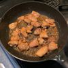 焼いてタレを絡めるだけ♪ご飯がすすむ「梅照りマヨチキン」の工程2