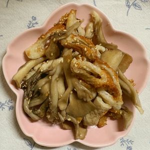 チョビの助の作ってみた!投稿(＼お弁当にも／レンチン4分【舞茸ちくわのごま味噌あえ】)