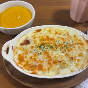 こむぎの作ってみた!投稿(ホワイトソースから丁寧に作る 基本のチキンマカロニグラタン)
