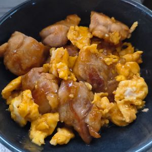 1074129の作ってみた!投稿(ワンパン10分！【照りたまチキン炒め】ご飯すすむ甘辛味♩)