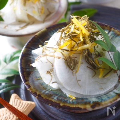【ポリ袋で簡単】昆布の旨味*大根の千枚漬け風