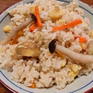viviの作ってみた!投稿(栗ときのこの炊き込みご飯│秋香るほっくりごちそうごはん)