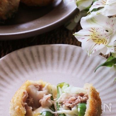 野菜の旨味たっぷり♪ピーマンと玉ねぎのチーズミルフィーユかつ