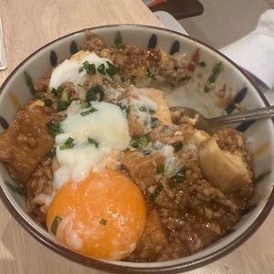 りまの作ってみた!投稿(【ピリッと旨い♡︎やみつき麻婆丼】包丁不使用！10分レシピ)