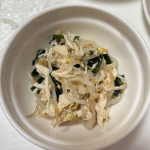 ぴーぱりの作ってみた!投稿(レンジで完結《もやしわかめチキン♡旨だれナムル》)