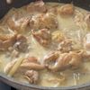 【簡単だけど本格的な味♡鶏肉のトマトクリーム煮】旨みも◎の工程3