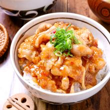 【新たまねぎの絶品たれ豚丼】たれ×ごはんが幸せすぎる…♡