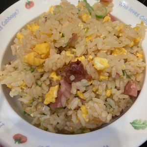bo-zu3の作ってみた!投稿(炊くまで5分！【チャーハン風炊き込みご飯】パラパラおいしい♩)