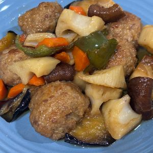 Yuuの作ってみた!投稿(ご飯に合う！！『彩り野菜と肉団子の甘酢あん』)