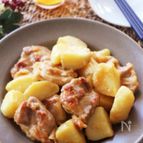 材料2つで簡単！甘辛美味しい♡鶏肉とじゃがいものガリバタ炒め